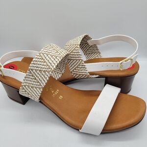 Italian Shoemakers Infamous White Brown Aztec Sandals Women’s Size 10 Heels NWOB